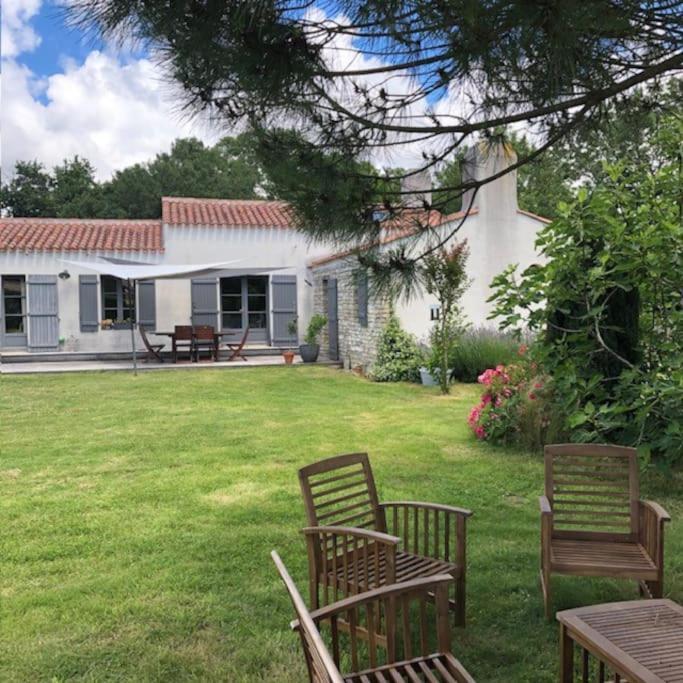 Maison Vendeenne A 5 Min Du Bord De Mer Saint-Hilaire-la-Foret Exterior photo